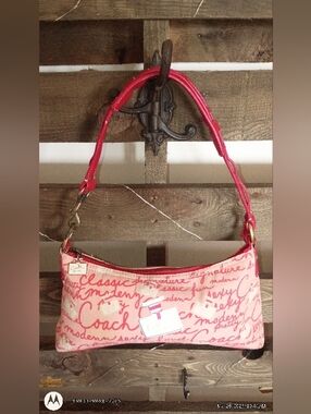 Vtg - '07 Coach Ltd Ed. - Fragrance launch - script *Rare-HTF Hobo (pristine)